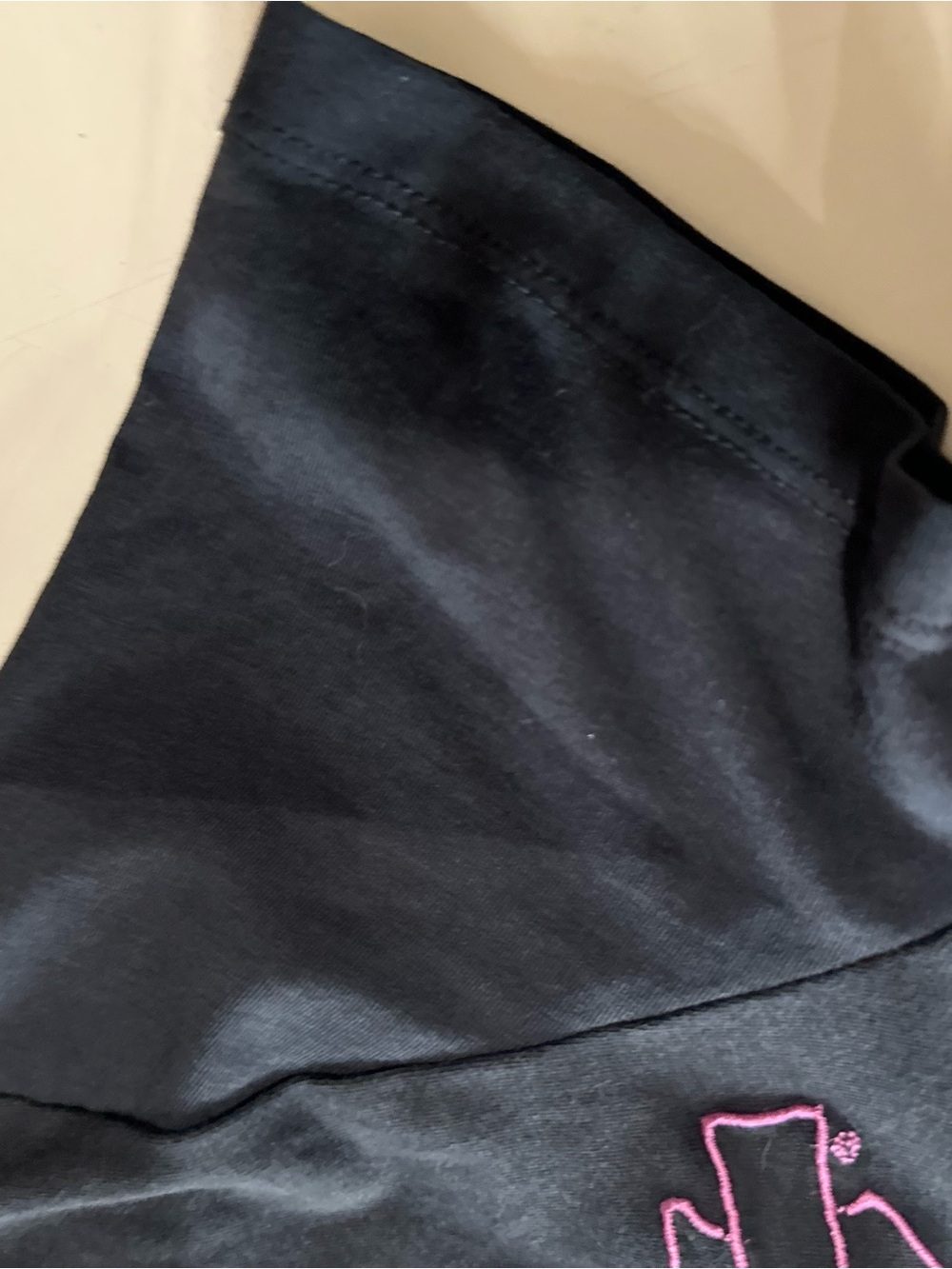 Harley-Davidson Black V-Neck Tee with Pink Accents and opening in the back. - Picture 7 of 11